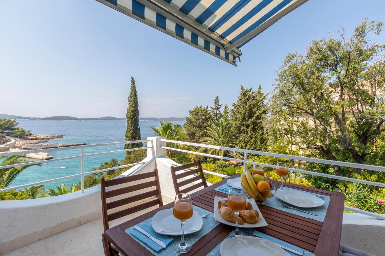 Apartment Shades Of Blue Hvar Town Exterior foto